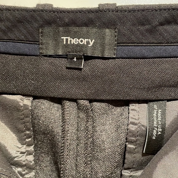 Theory Size 4 Gray Wool Slacks 🌚 - Picture 8 of 9